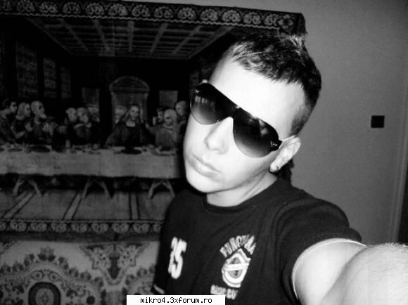 punk for life :))) :nod: poze cu pizdele) din m4!!!!