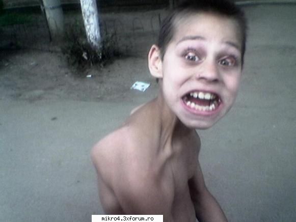 kopil mutant... :zzz:  :zzz: poze ciudate
